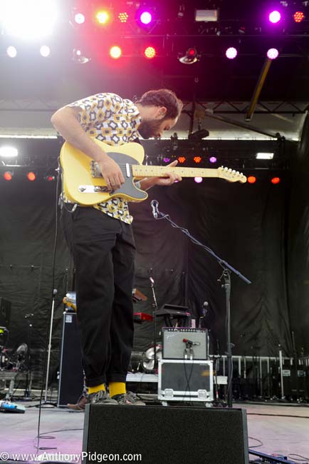 Young the Giant, 94.7 FM, photo by Anthony Pidgeon