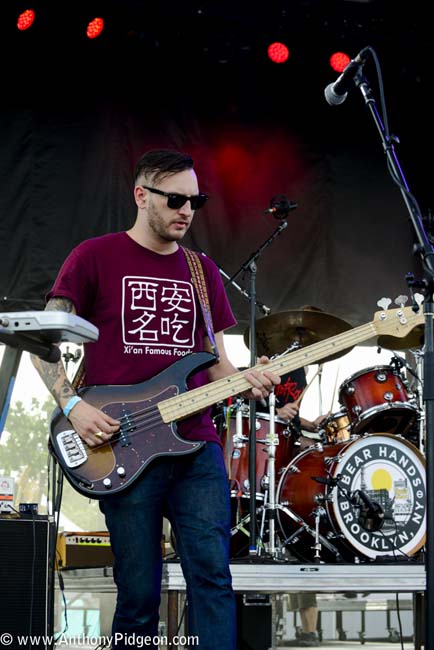 Bear Hands, 94.7 FM, photo by Anthony Pidgeon