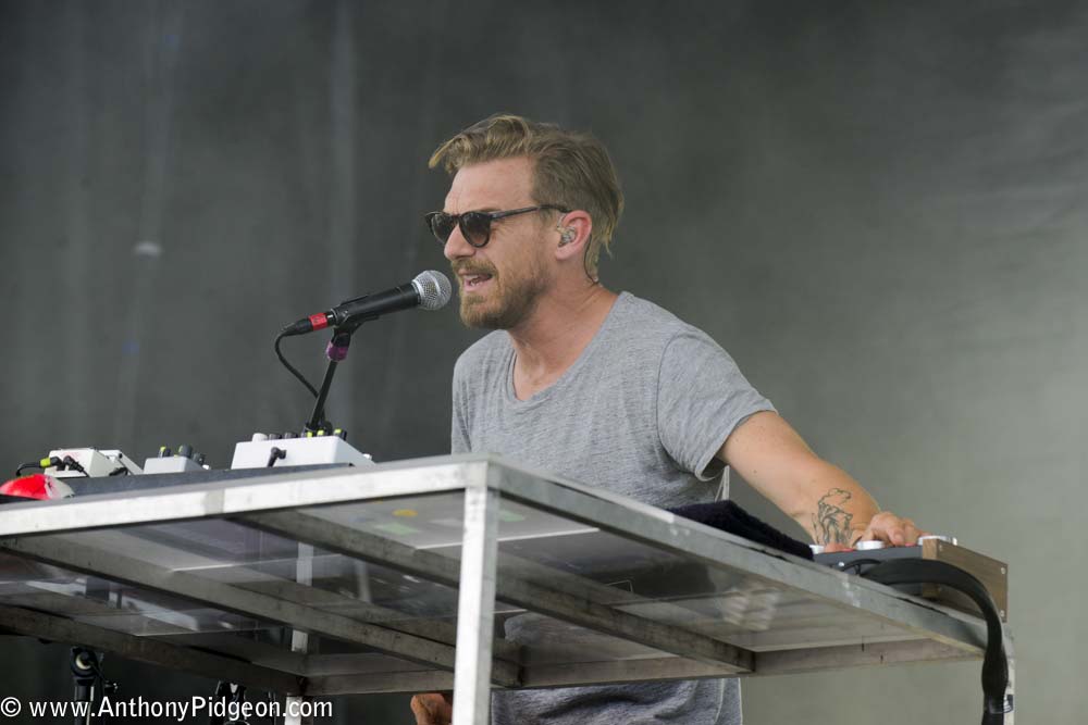 Miike Snow, 94.7 FM, photo by Anthony Pidgeon