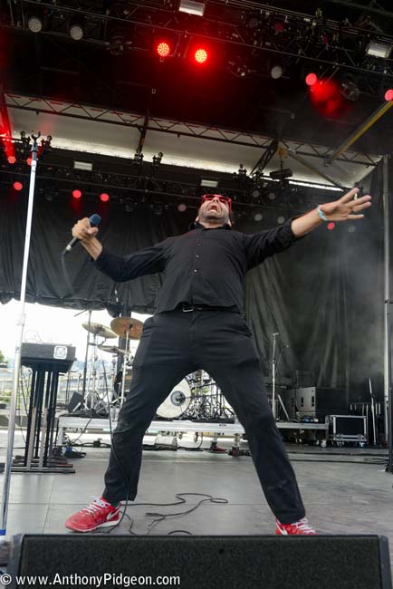 Big Data, 94.7 FM, photo by Anthony Pidgeon