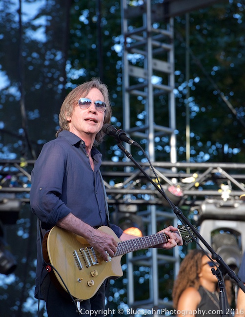 Jackson Browne, Edgefield Amphitheater, photo by John Alcala