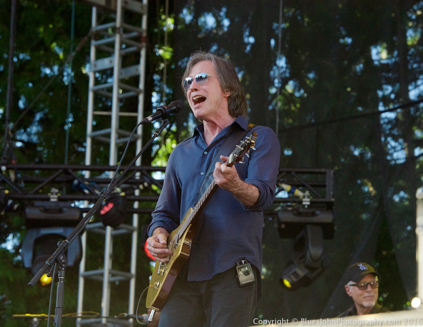 Jackson Browne, Edgefield Amphitheater, photo by John Alcala
