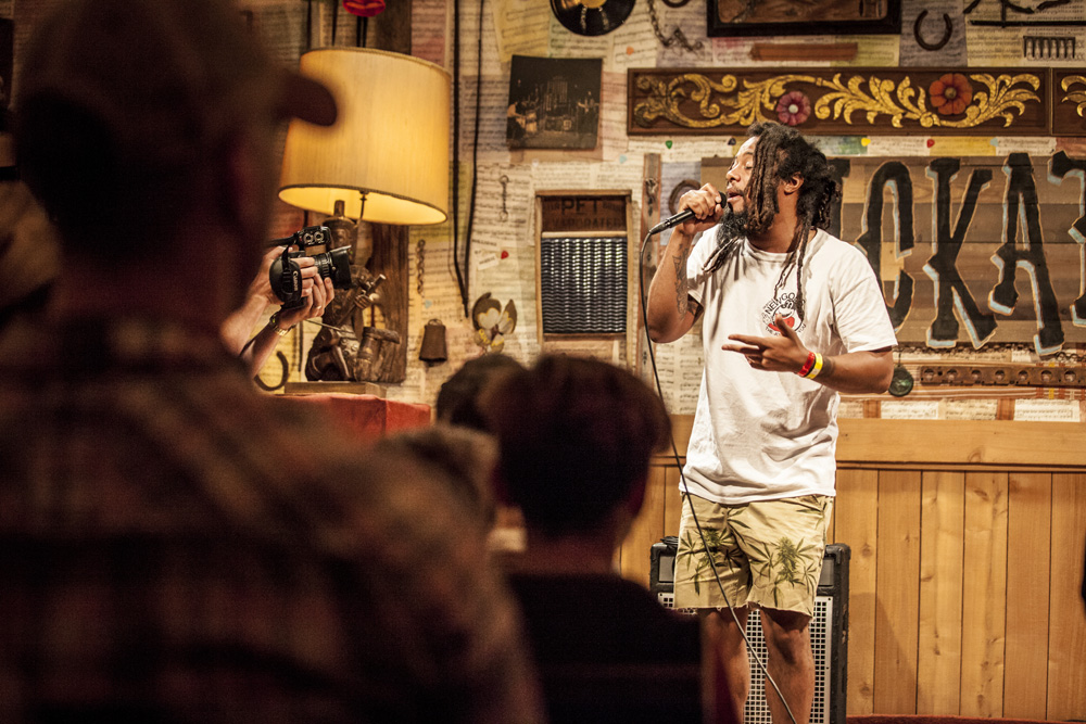 Myke Bogan, Pickathon, Pendarvis Farm, photo by Sam Gehrke