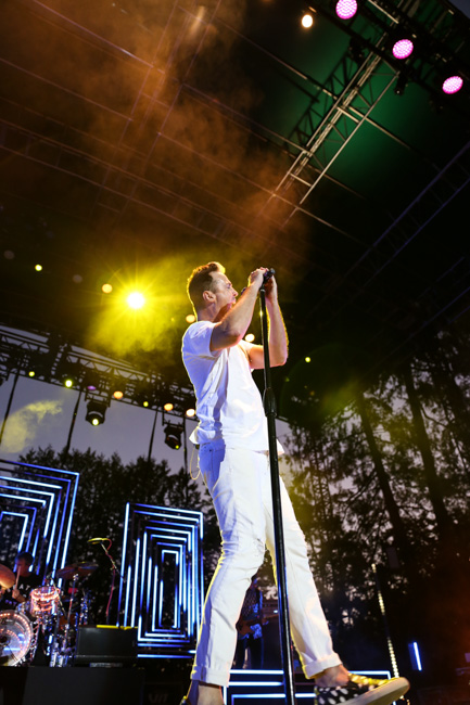 Fitz and the Tantrums, Oregon Zoo Amphitheatre, photo by Sydnie Kobza