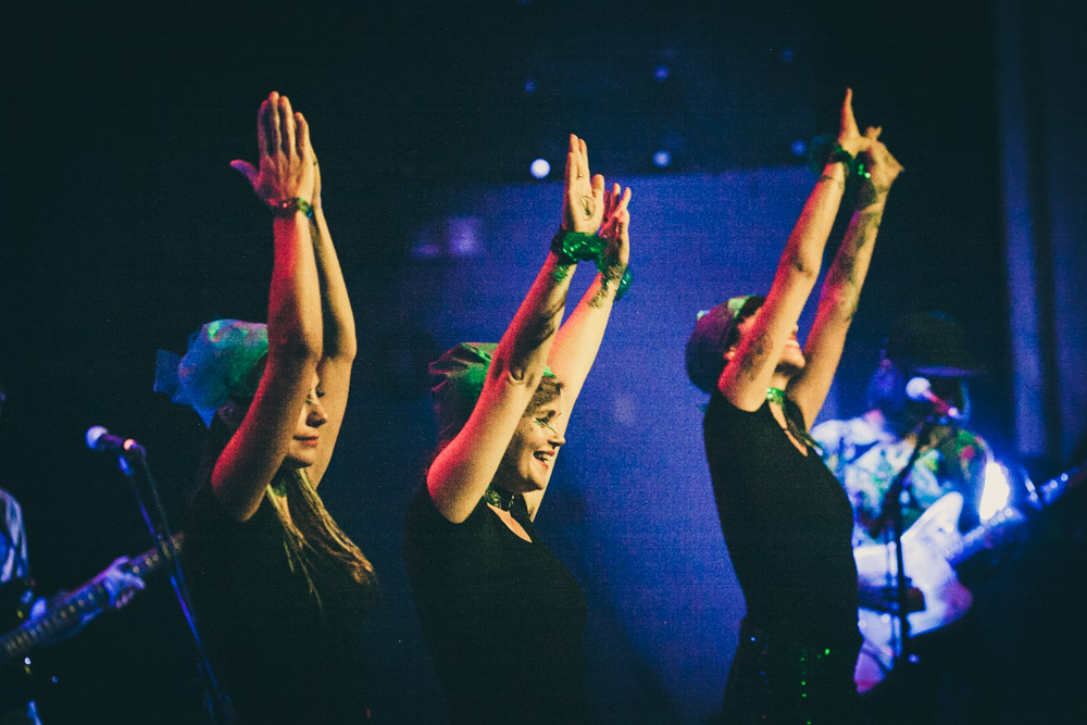 Y La Bamba, Revolution Hall, photo by Tojo Andrianarivo