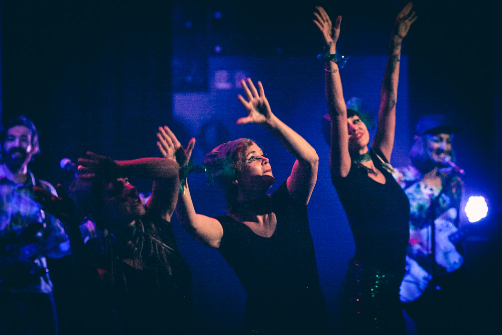 Y La Bamba, Revolution Hall, photo by Tojo Andrianarivo