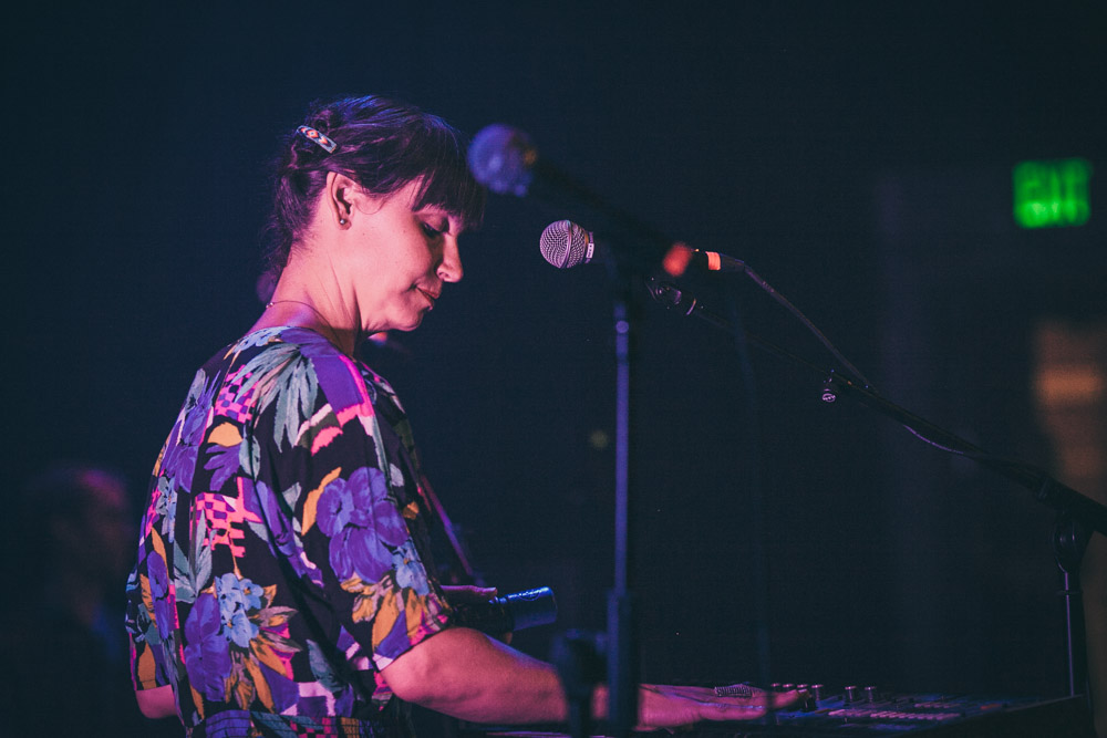 Y La Bamba, Revolution Hall, photo by Tojo Andrianarivo