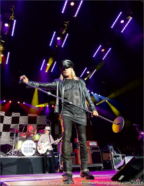 Cheap Trick, Sunlight Supply Amphitheater, photo by John Alcala
