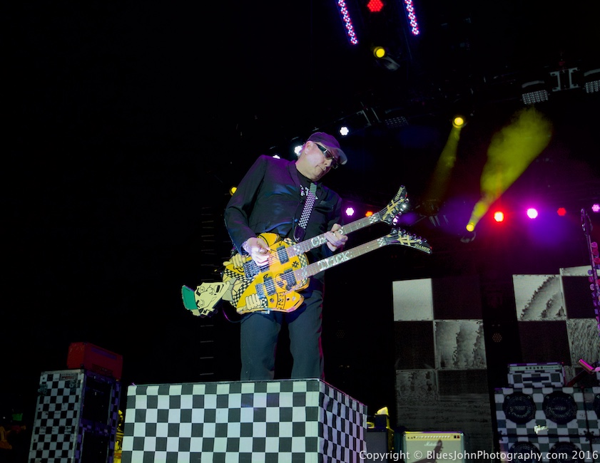 Cheap Trick, Sunlight Supply Amphitheater, photo by John Alcala