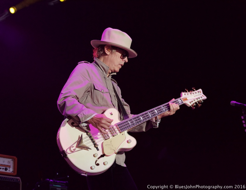 Cheap Trick, Sunlight Supply Amphitheater, photo by John Alcala
