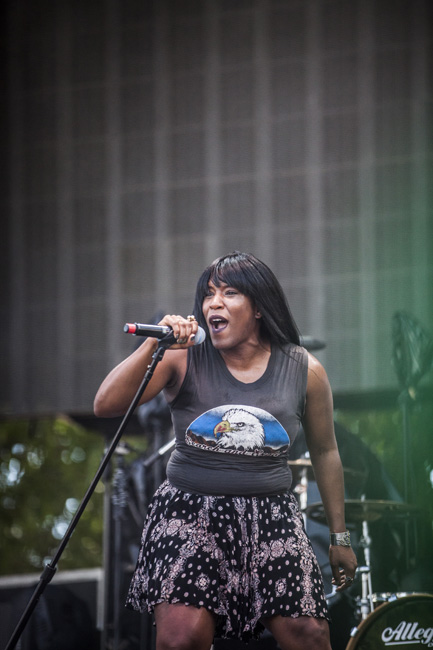 Liv Warfield, Project Pabst, MusicfestNW, Tom McCall Waterfront Park, photo by Sam Gehrke
