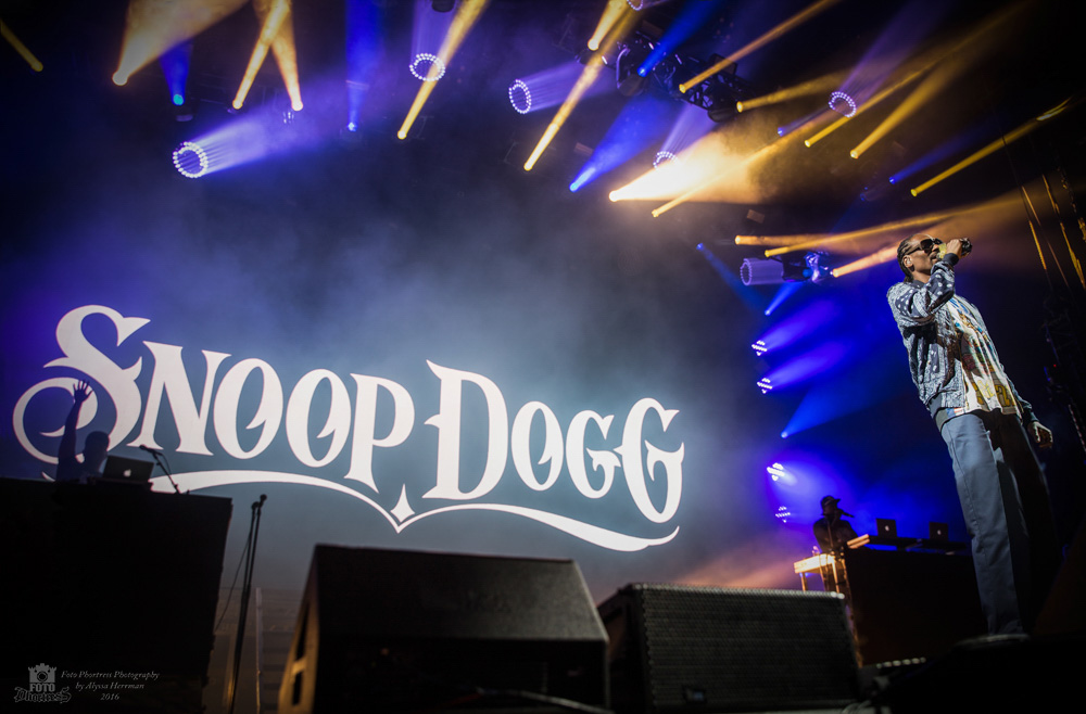 Snoop Dogg, Sunlight Supply Amphitheater, photo by Alyssa Herrman