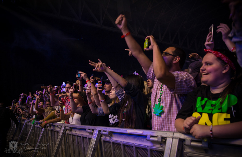 Snoop Dogg, Sunlight Supply Amphitheater, photo by Alyssa Herrman