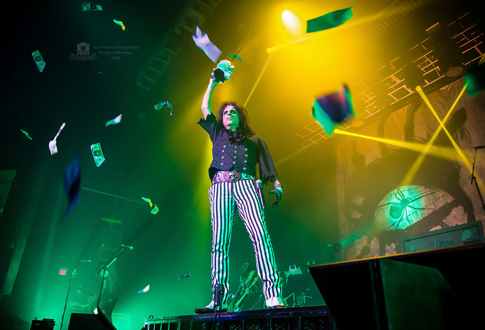 Alice Cooper, Psycho Las Vegas, photo by Alyssa Herrman