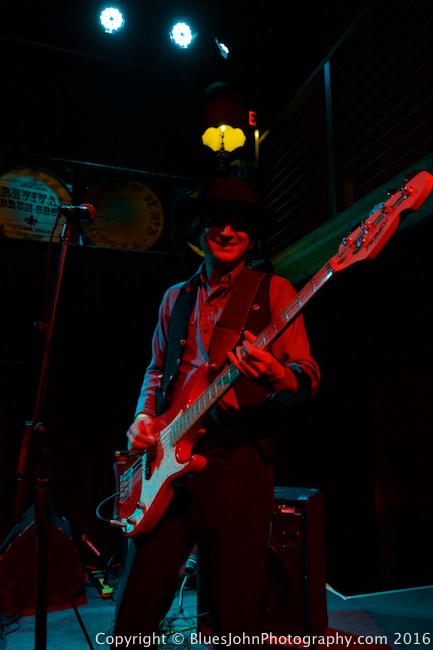 Top Down, Mississippi Studios, photo by John Alcala