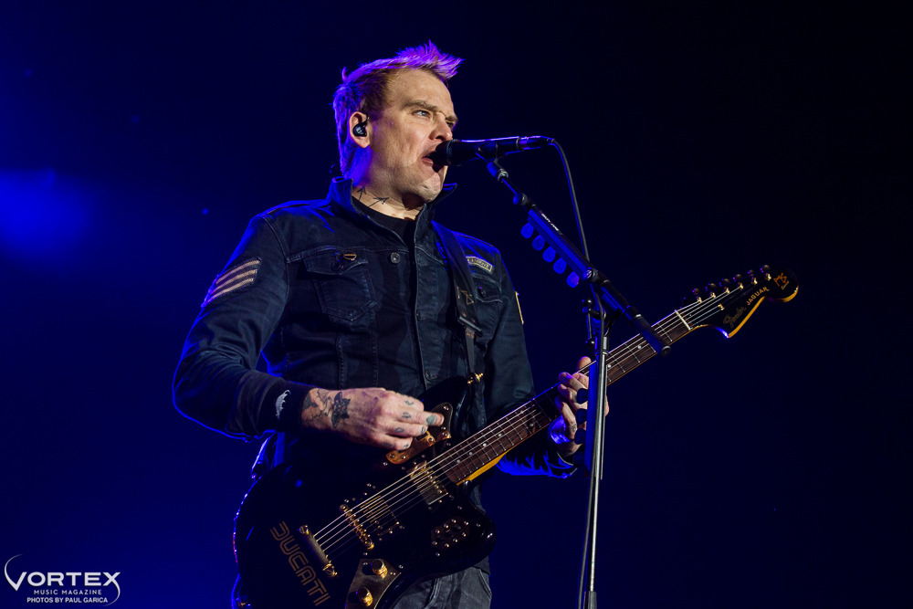 Blink-182, Sunlight Supply Amphitheater, photo by Paul Garcia