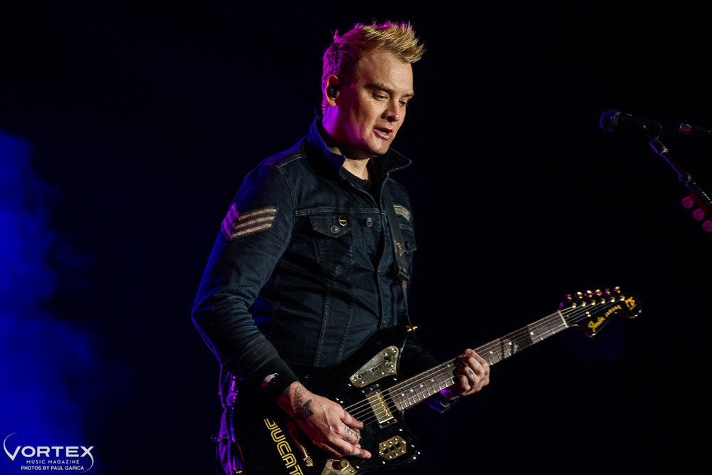 Blink-182, Sunlight Supply Amphitheater, photo by Paul Garcia