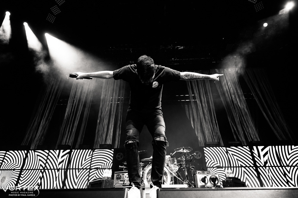 A Day To Remember, Sunlight Supply Amphitheater, photo by Paul Garcia