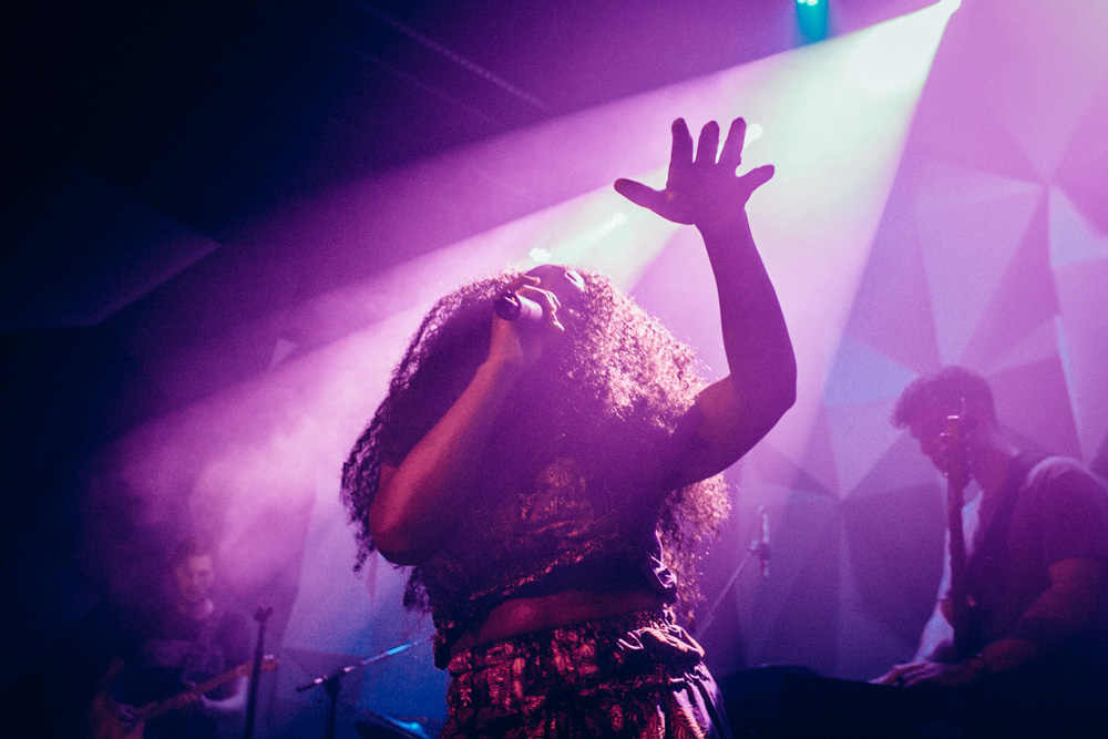 NAO, Holocene, photo by Tojo Andrianarivo