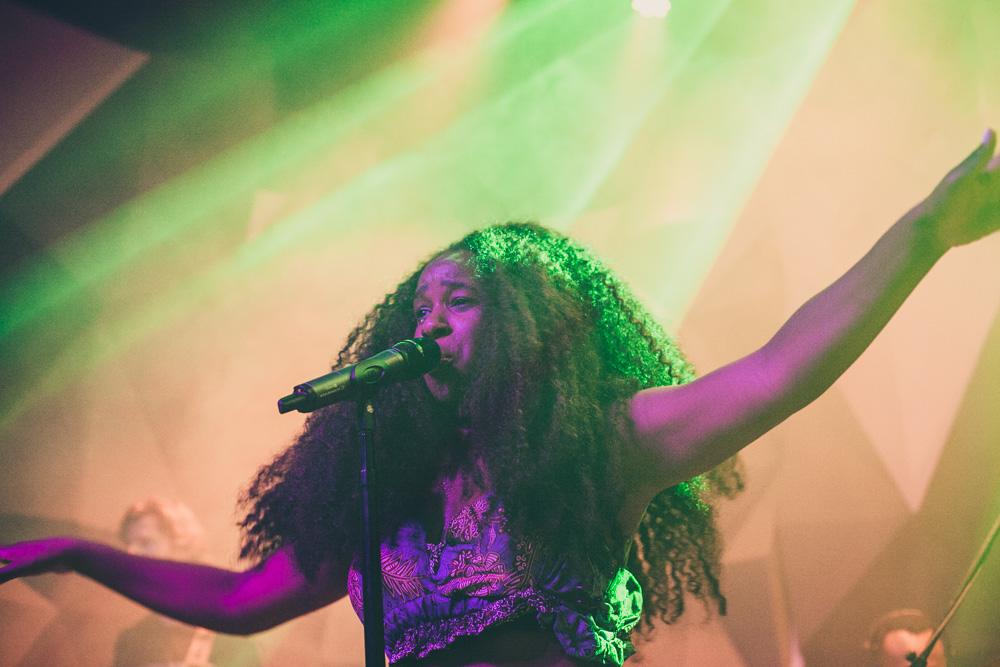 NAO, Holocene, photo by Tojo Andrianarivo