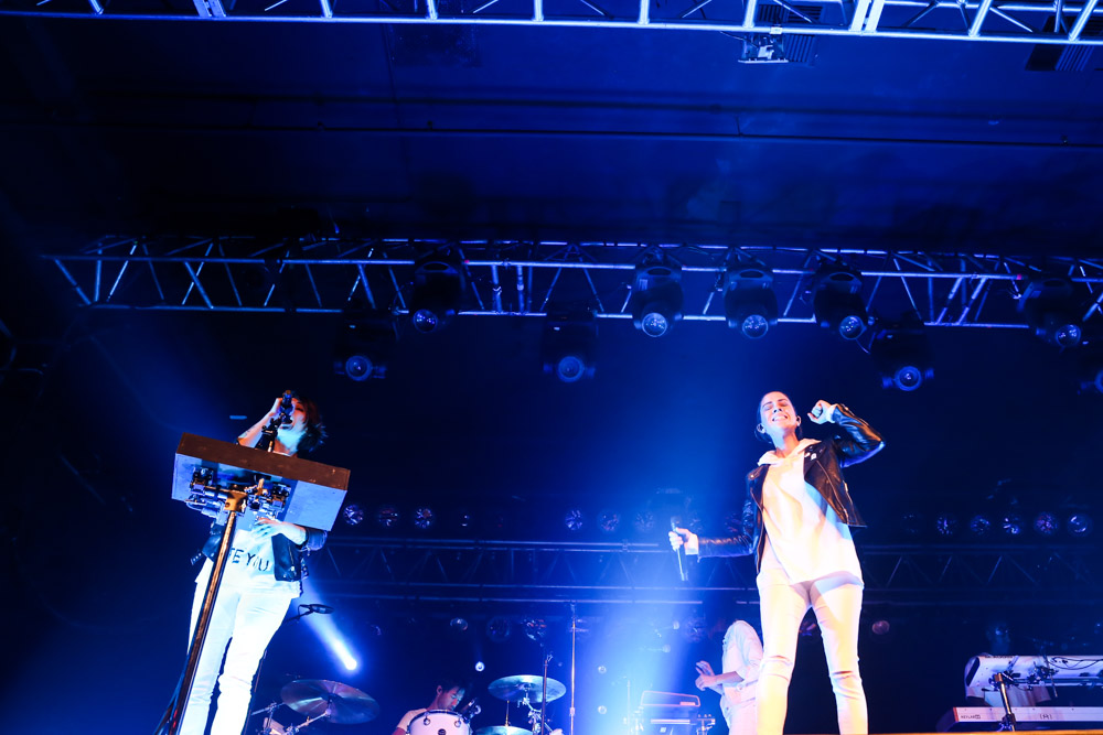 Tegan and Sara, Roseland Theater, photo by Sydnie Kobza