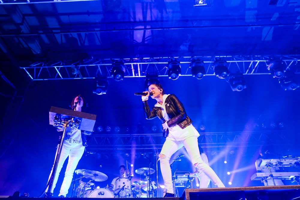 Tegan and Sara, Roseland Theater, photo by Sydnie Kobza