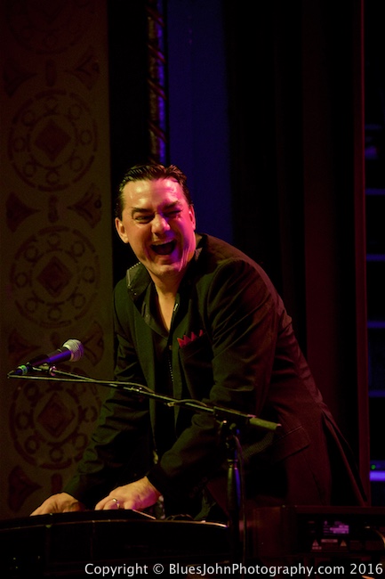 Duffy Bishop, Oregon Music Hall of Fame, Aladdin Theater, photo by John Alcala