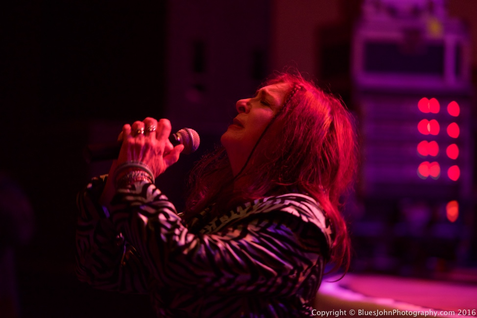 Duffy Bishop, Oregon Music Hall of Fame, Aladdin Theater, photo by John Alcala