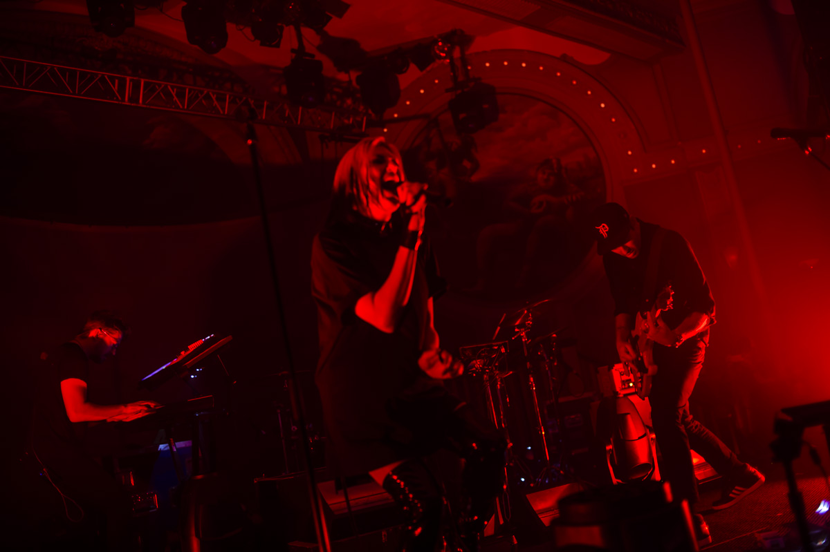 Phantogram, Crystal Ballroom, photo by Jordan Sleeth