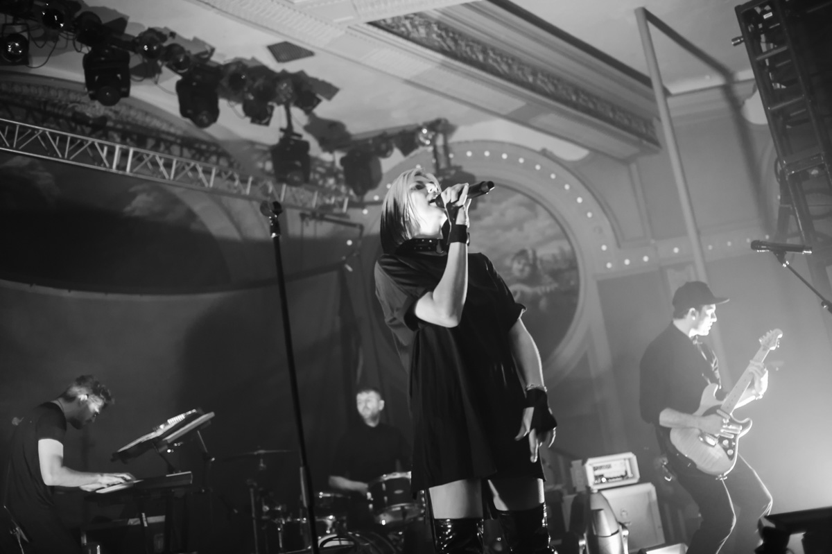 Phantogram, Crystal Ballroom, photo by Jordan Sleeth