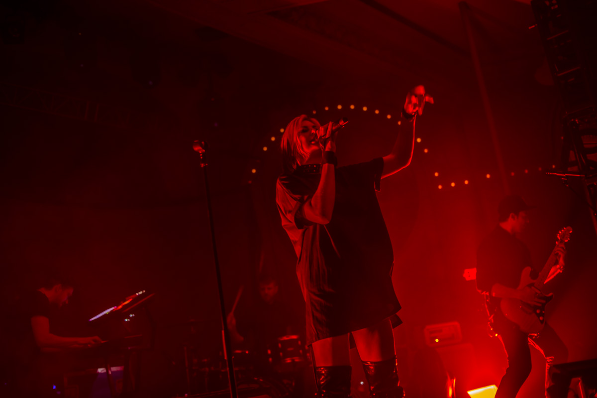 Phantogram, Crystal Ballroom, photo by Jordan Sleeth