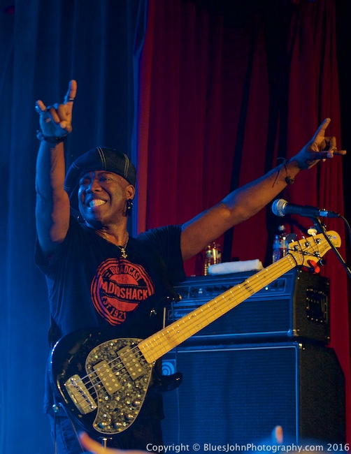 Dan Reed Network, Star Theater, photo by John Alcala