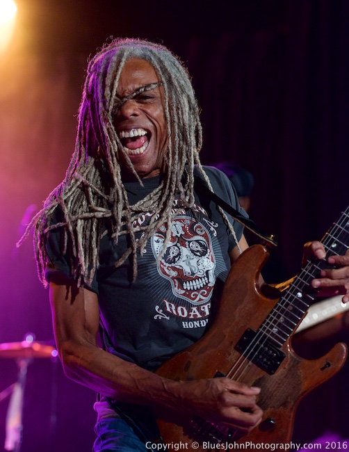 Dan Reed Network, Star Theater, photo by John Alcala