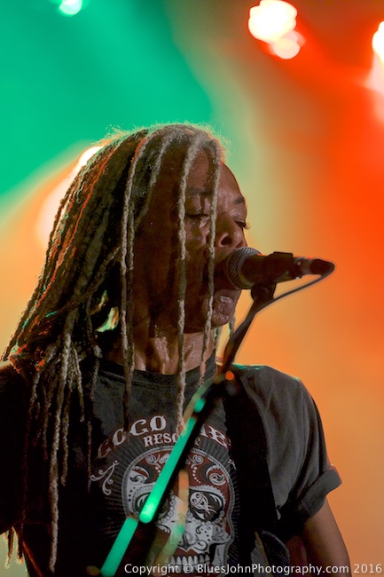 Dan Reed Network, Star Theater, photo by John Alcala