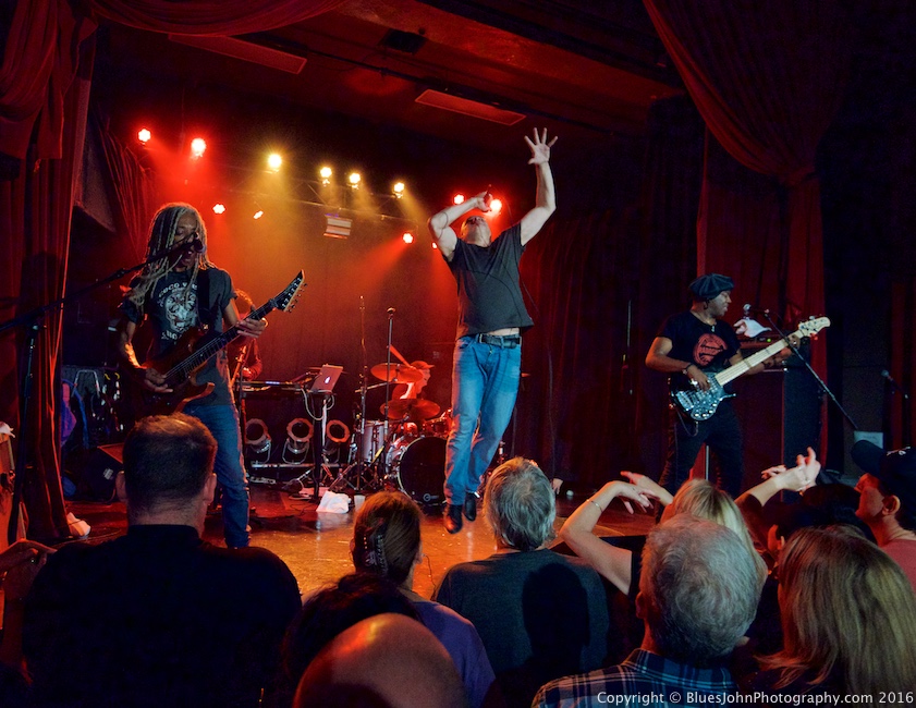 Dan Reed Network, Star Theater, photo by John Alcala