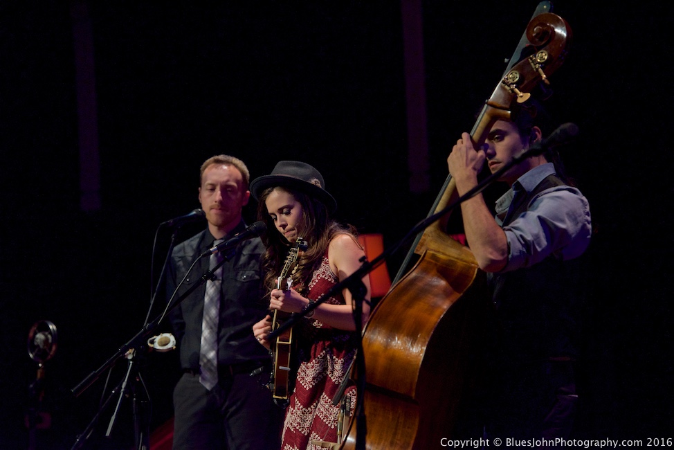 Sierra Hull, Alberta Rose Theatre, photo by John Alcala
