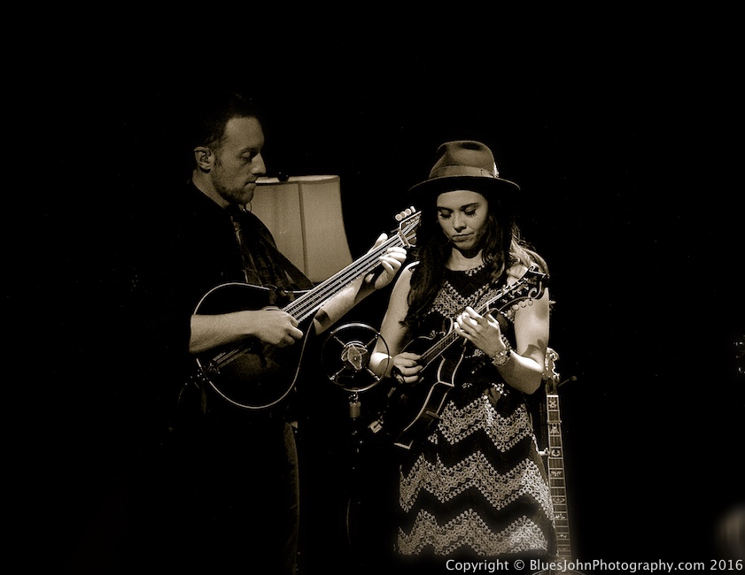 Sierra Hull, Alberta Rose Theatre, photo by John Alcala