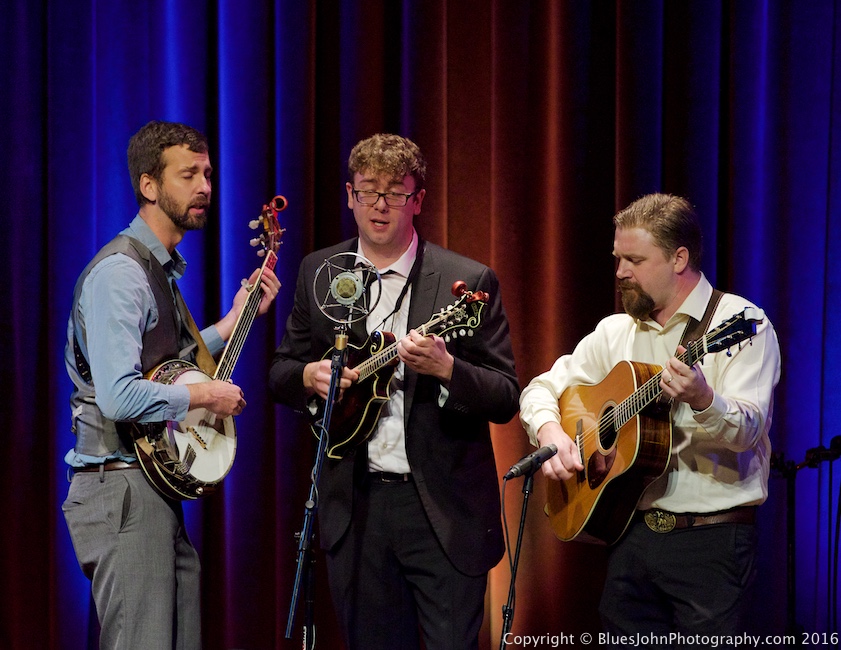 The Hollerbodies, Alberta Rose Theatre, photo by John Alcala
