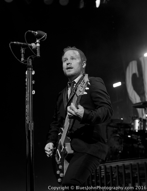Shinedown, Moda Center, photo by John Alcala