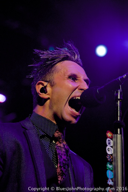 Shinedown, Moda Center, photo by John Alcala