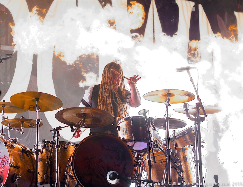 Shinedown, Moda Center, photo by John Alcala