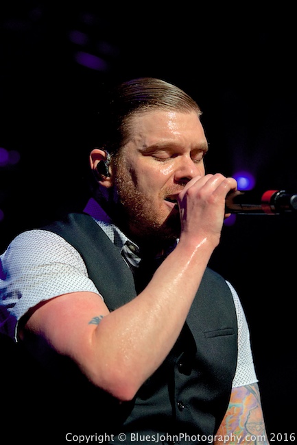 Shinedown, Moda Center, photo by John Alcala