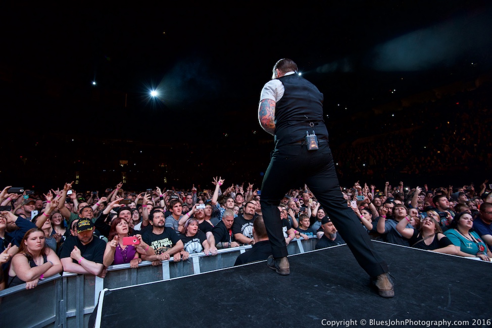 Shinedown, Moda Center, photo by John Alcala