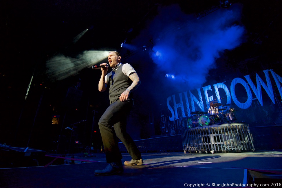 Shinedown, Moda Center, photo by John Alcala