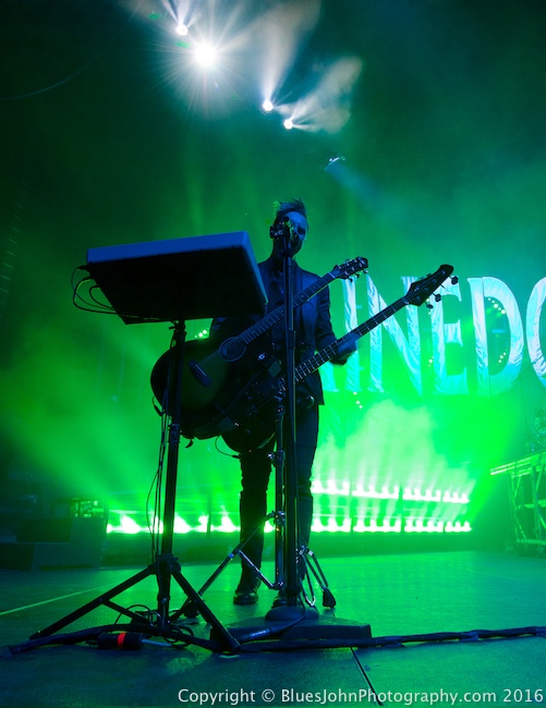 Shinedown, Moda Center, photo by John Alcala