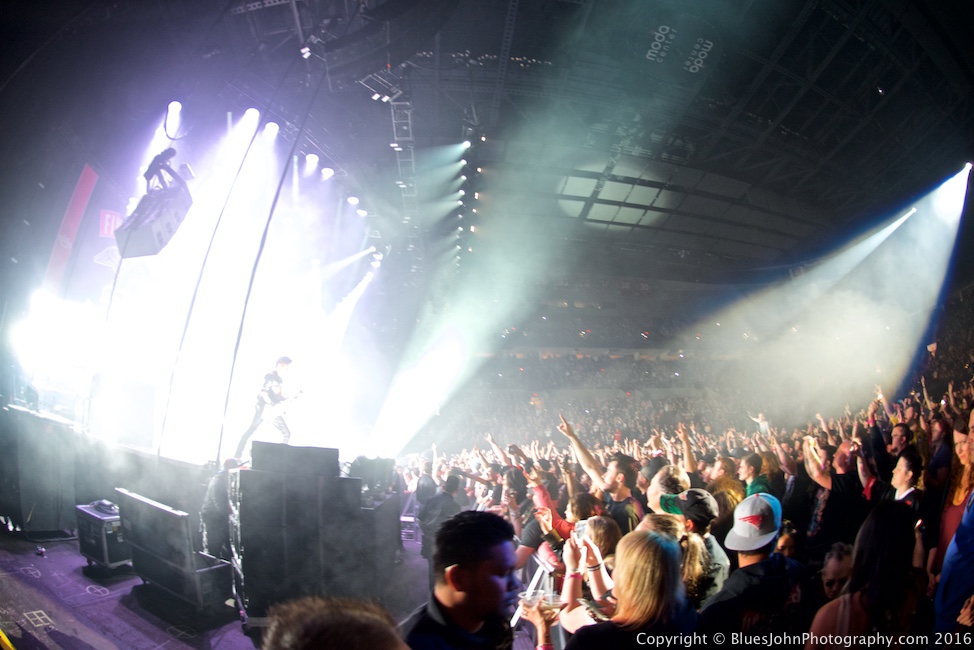 Five Finger Death Punch, Moda Center, photo by John Alcala