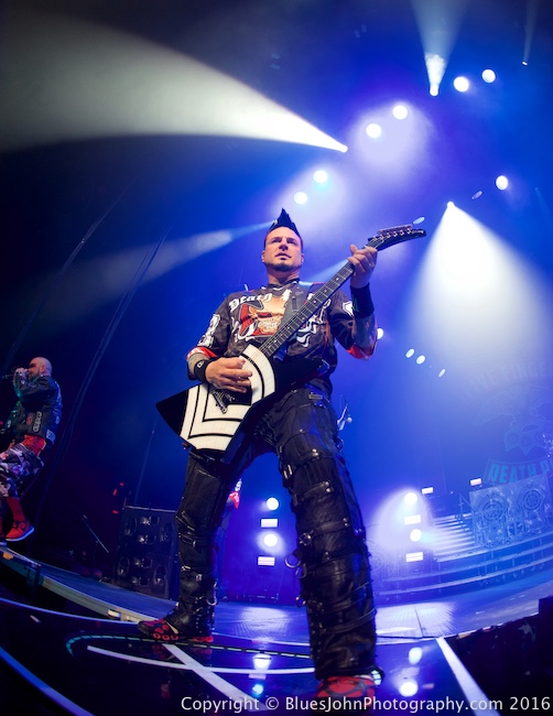 Five Finger Death Punch, Moda Center, photo by John Alcala