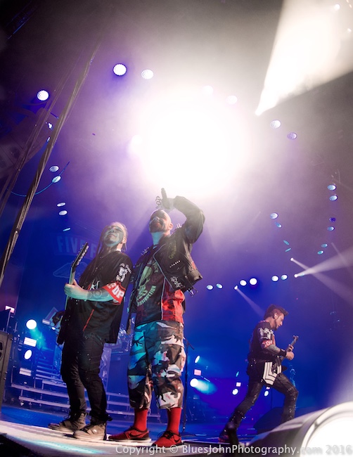 Five Finger Death Punch, Moda Center, photo by John Alcala