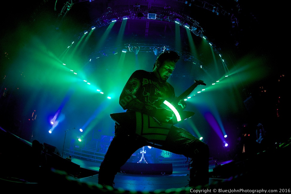 Five Finger Death Punch, Moda Center, photo by John Alcala