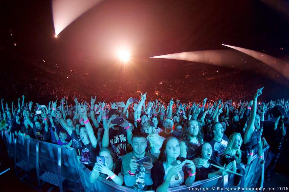 Five Finger Death Punch, Moda Center, photo by John Alcala
